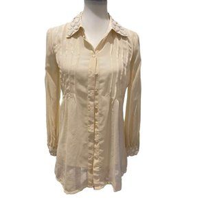 Newportnews- Ladies  top -size 2